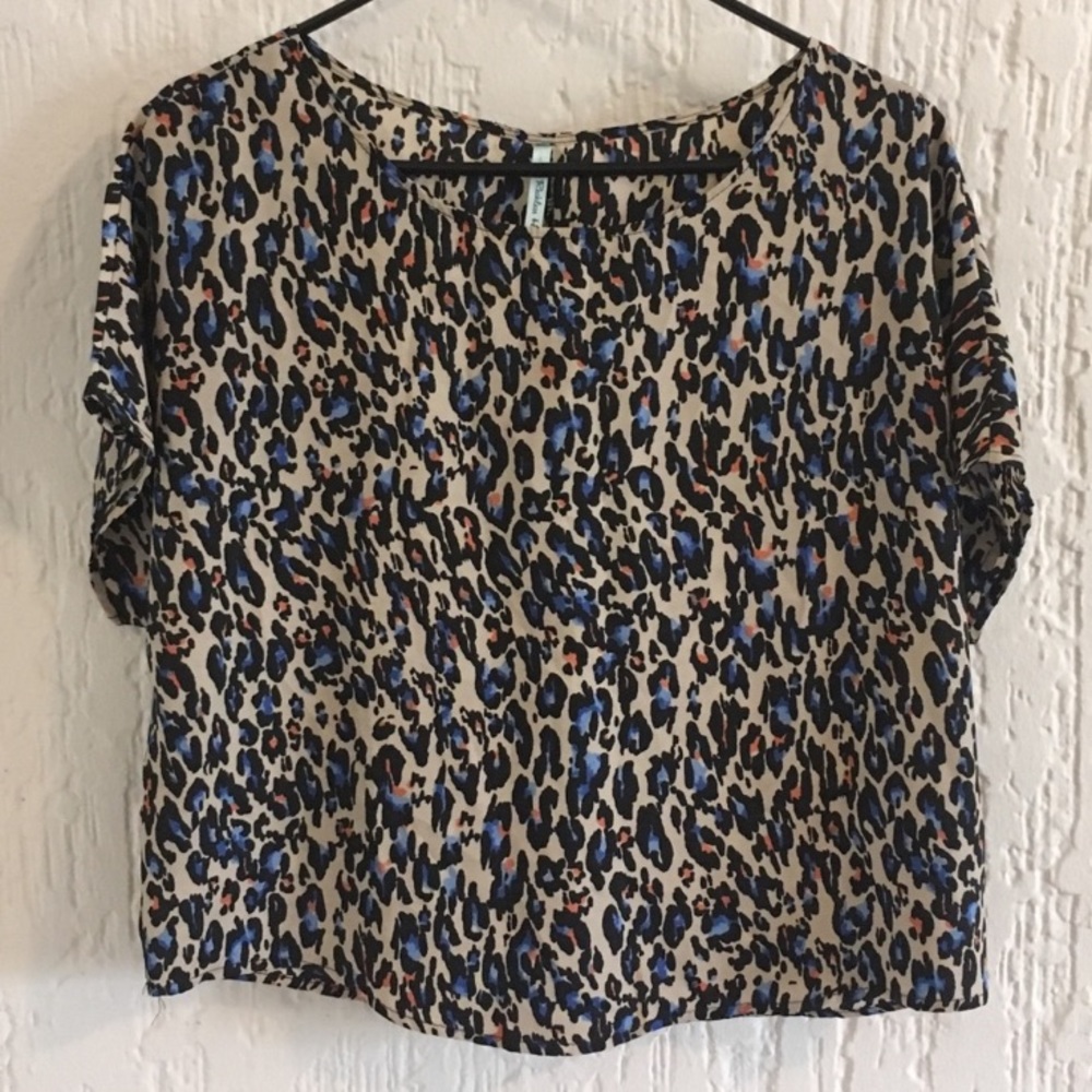 Reckless Hearts Leopard Print Blouse Size Small